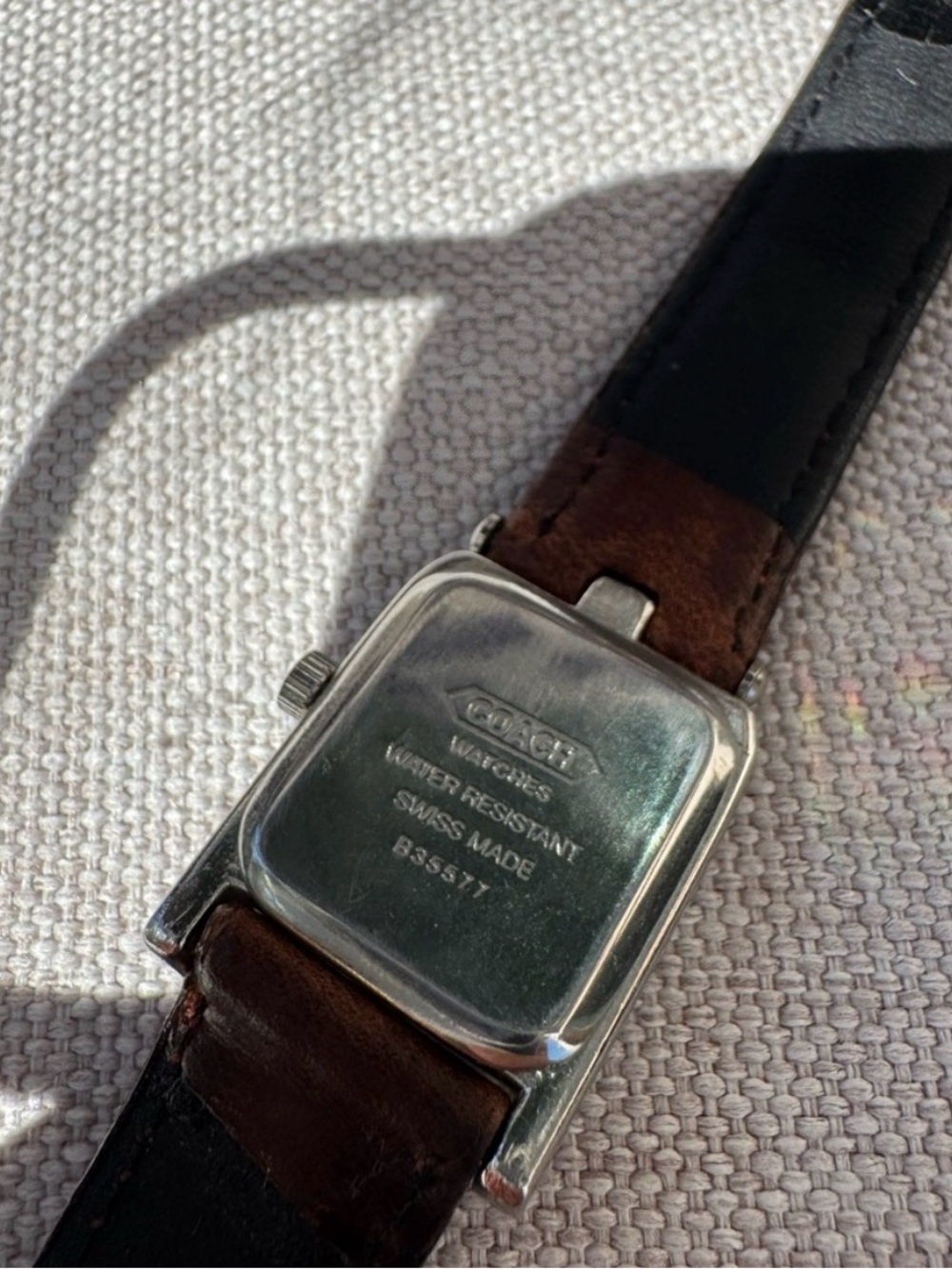 Vintage Coach Swiss Made Rectangular Leather Watch, authentic - Picture 5 of 6